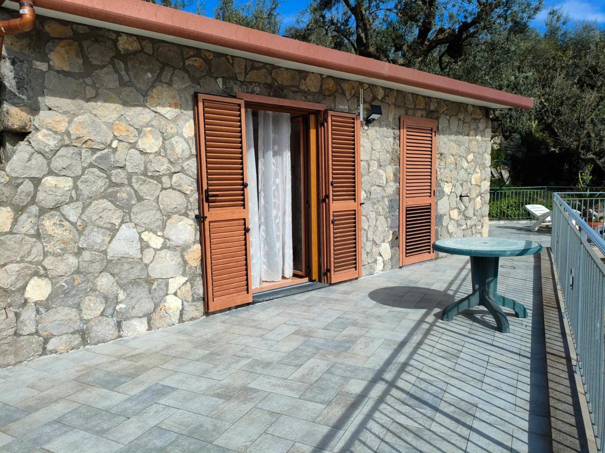 הוילה מסה לוברנסה Cynara Holiday House מראה חיצוני תמונה